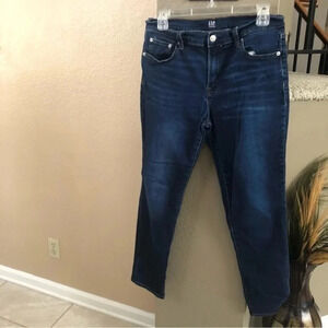 Gap Girlfriend Skinny Jeans Size 28